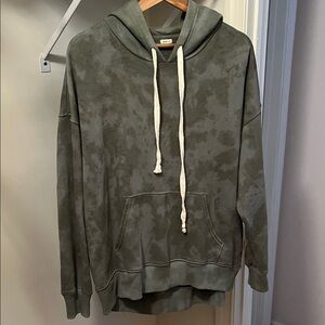 Aerie Green Camo Hoodie Sweater